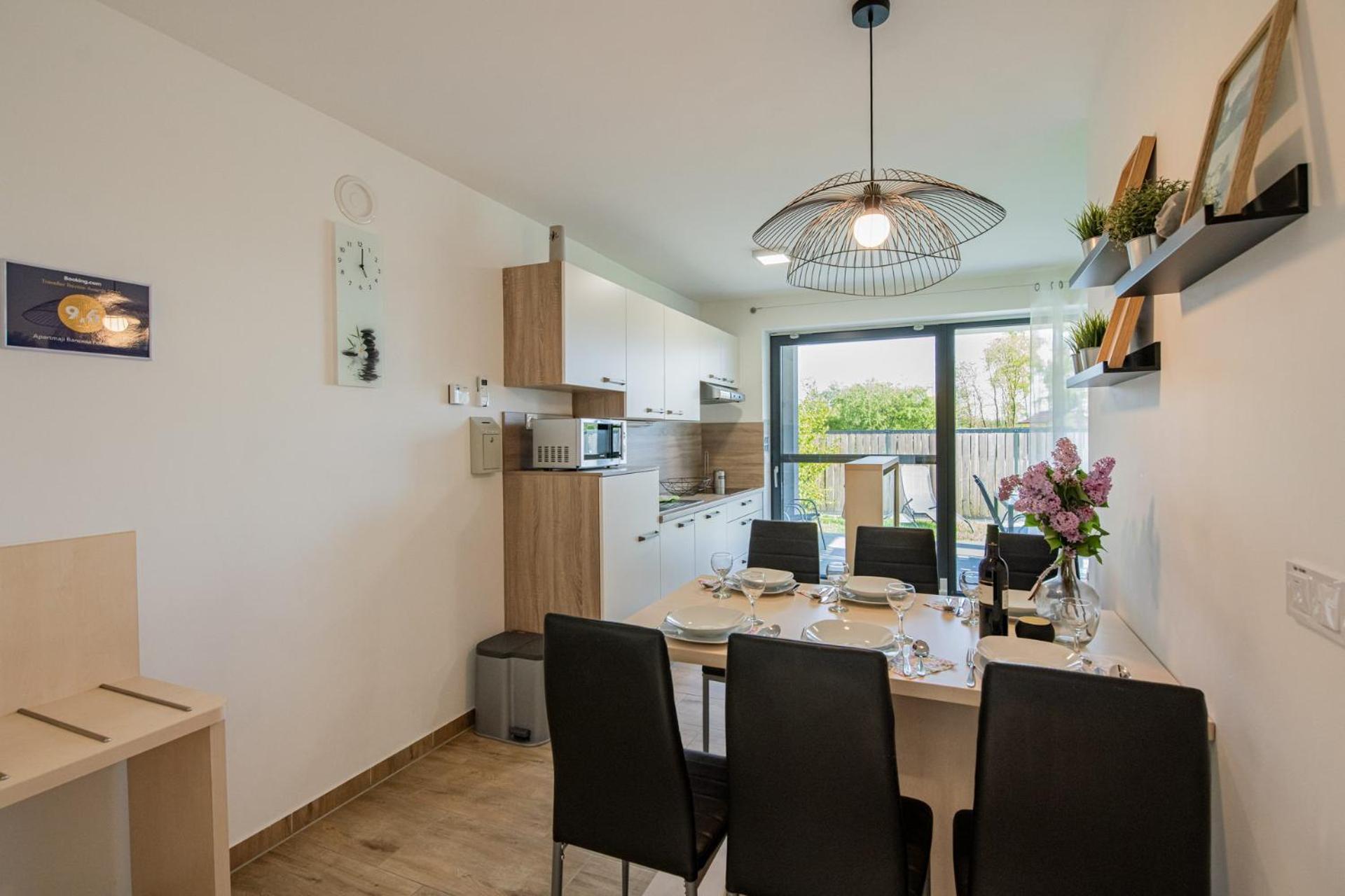 Apartmaji Banonia " Poletni Vetrc " Banovci Εξωτερικό φωτογραφία